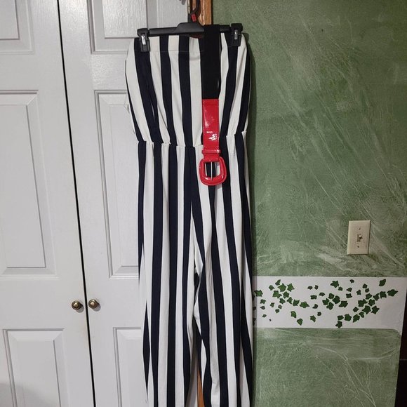 Strapless jumpsuit with belt, size 2x - Picture 1 of 2
